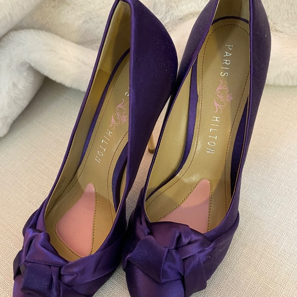 Paris Hilton Stilettos - Picture 2 of 5